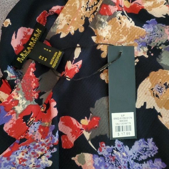 Off shoulder floral top - Picture 3 of 3